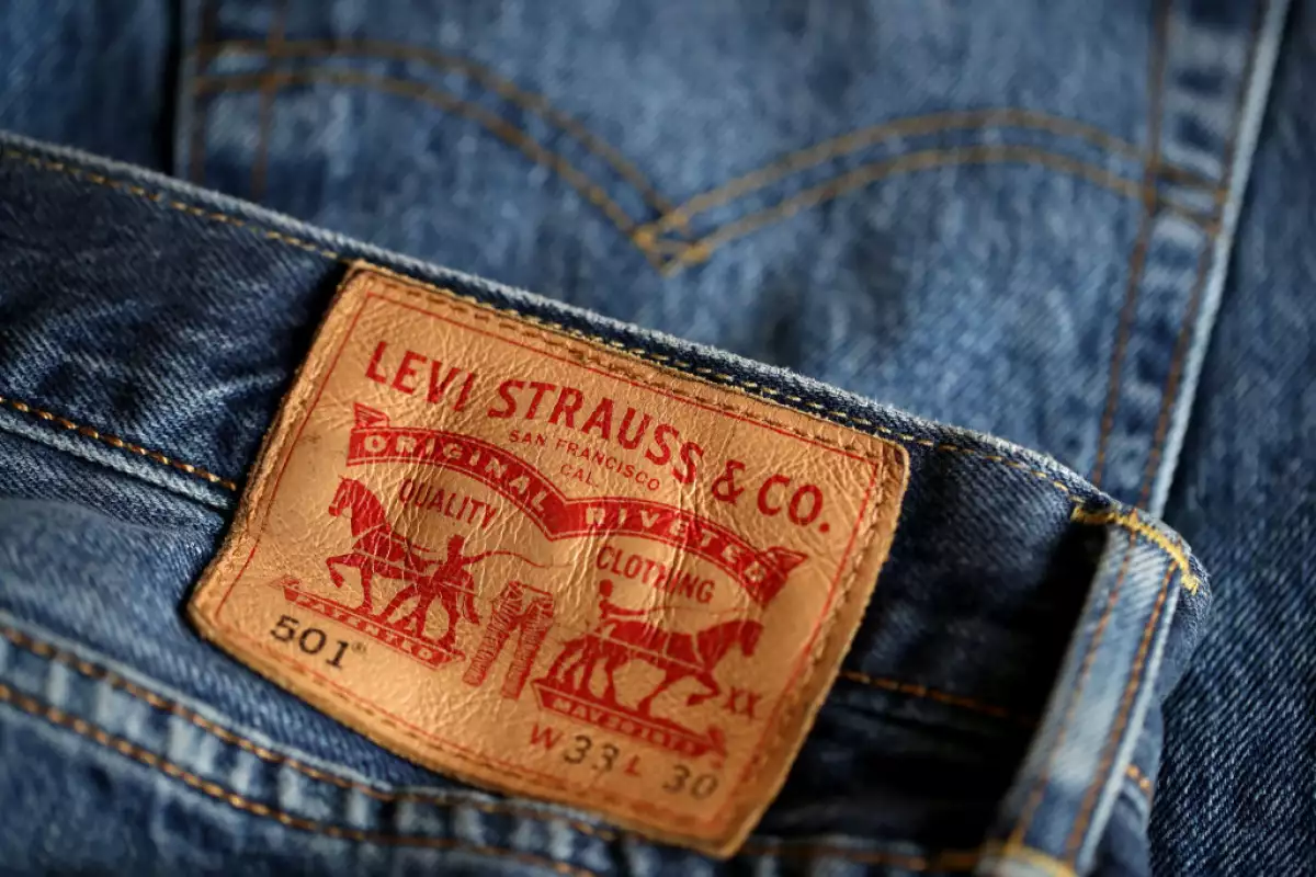 Pantalon levis strauss deals